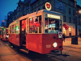 Katowice: Walentynki w tramwaju