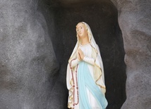 Zniszczył figurkę Matki Bożej