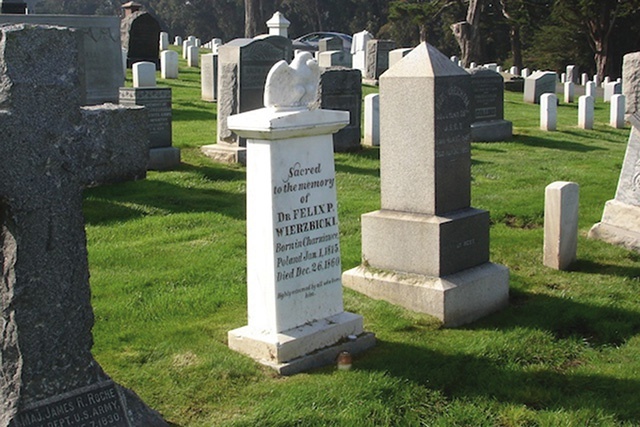 Nagrobek Feliksa Wierzbickiego na Cmentarzu Narodowym  w San Francisco