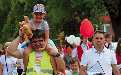 ▼	Organizacja Marszu dla Życia i Rodziny to jedno z zadań osób zaangażowanych w duszpasterstwo rodzin.