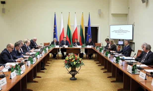 "Liczymy, że Litwa wypracuje rozwiązania dot. polskiej oświaty oraz naszego języka"