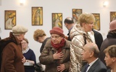 Bp Roman Pindel u chorych w szpitalu w Oświęcimiu