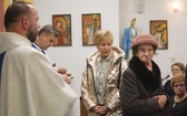 Bp Roman Pindel u chorych w szpitalu w Oświęcimiu