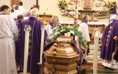 Pogrzeb ks. prał. Stanisława Kuczka w Trzebini