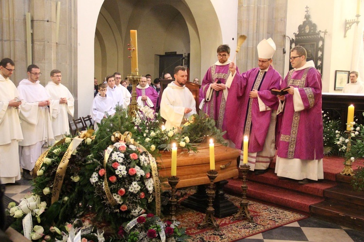 Pogrzeb br. Andrzeja Pastuły OP - dominikańskiego jałmużnika