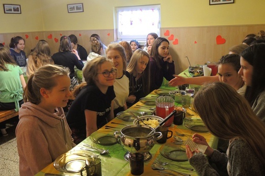 Dziewczęce rekolekcje z elżbietankami cieszyńskimi