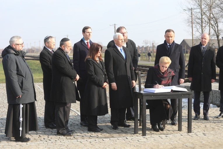 Prezydencki hołd dla ofiar KL Auschwitz-Birkeanu