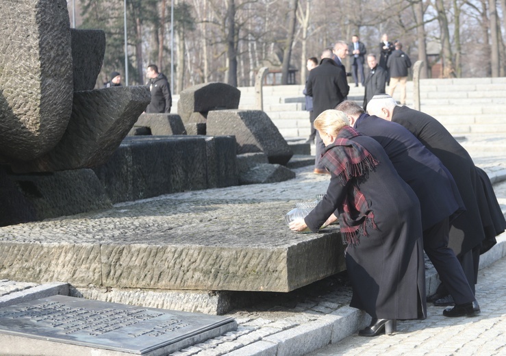 Prezydencki hołd dla ofiar KL Auschwitz-Birkeanu