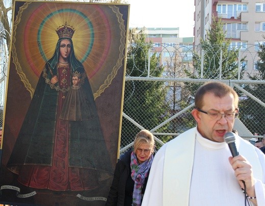 Matka Boża Kodeńska w więzieniu