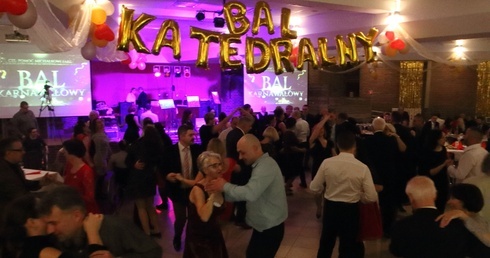 Bal w Legnicy dla Michałka