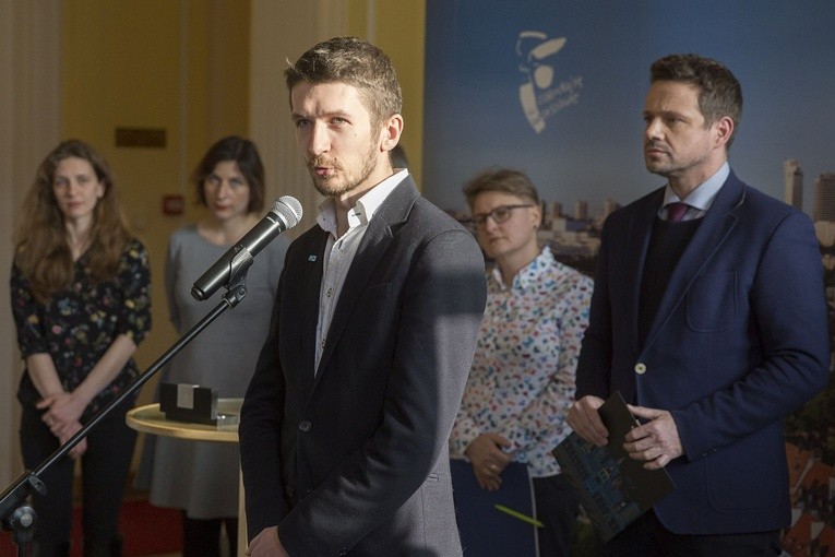 Rafał Trzaskowski podpisał deklarację LGBT+