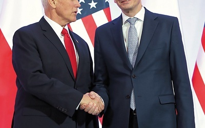 Wiceprezydent USA Mike Pence oraz premier RP Mateusz Morawiecki.