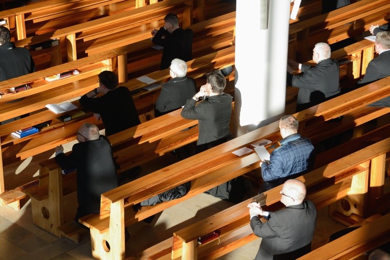 Dzień skupienia księży