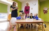 Agata Kornhauser-Duda u przedszkolaków w Wilamowicach
