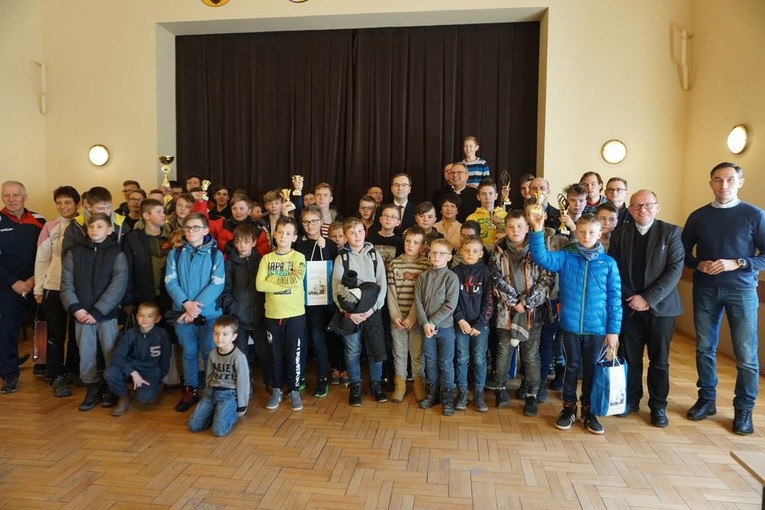Turniej Służby Liturgicznej Ołtarza w Kamieńcu Ząbkowickim