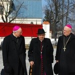 Śp. bp Alojzy Orszulik w kadrach "Gościa Łowickiego", cz. 1