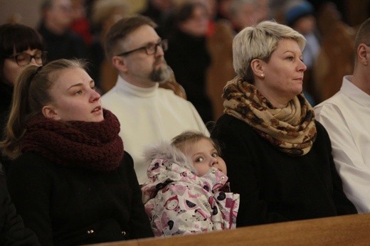 Posługi kandydatów do diakonatu stałego