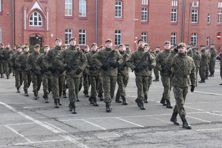 Przysięga żołnierzy 7 Pomorskiej Brygady OT