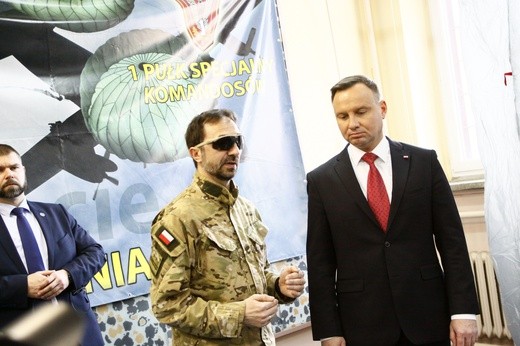 Prezydent u komandosów w Lublińcu
