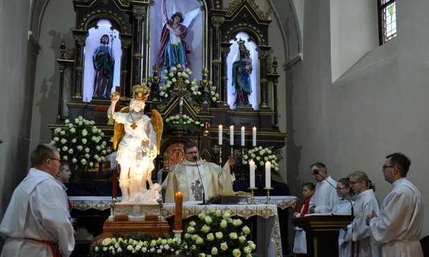 Święty Michał Archanioł w Poznowicach