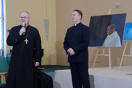 Sympozjum pt. "Ks. Krzysztof Grzywocz - człowiek spotkania"
