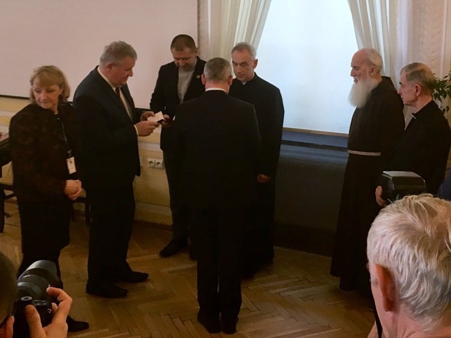 Odznaki dla kapłanów