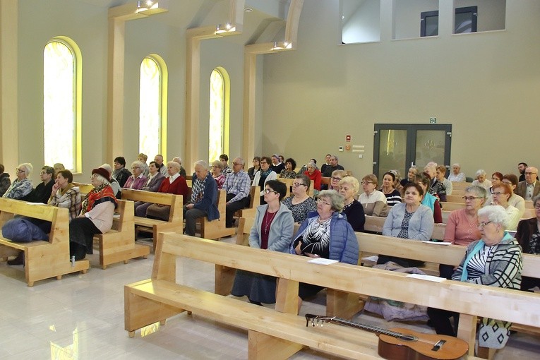 Rekolekcje dla seniorów w Skrzatuszu