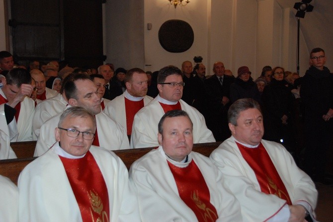 Uroczystości pogrzebowe śp. bp. Alojzego Orszulika - cz. I