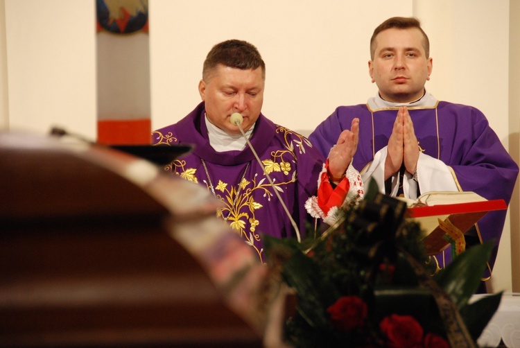 Uroczystości pogrzebowe śp. bp. Alojzego Orszulika - cz. I