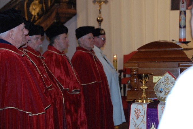 Uroczystości pogrzebowe śp. bp. Alojzego Orszulika - cz. I