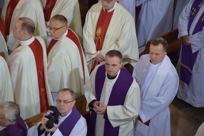 Uroczystości pogrzebowe śp. bp. A. Orszulika - cz. 2