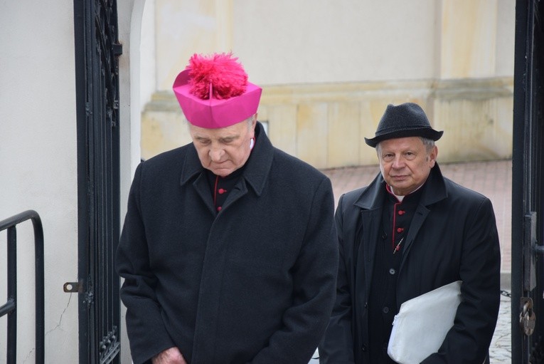 Uroczystości pogrzebowe śp. bp. A. Orszulika - cz. 2