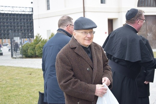 Uroczystości pogrzebowe śp. bp. A. Orszulika - cz. 2