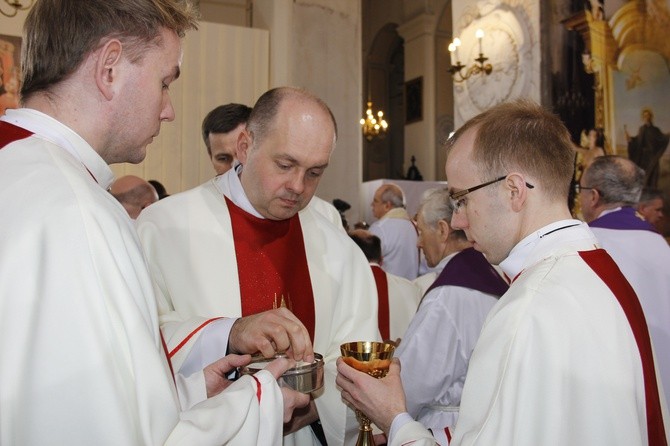 Uroczystości pogrzebowe śp. bp. A. Orszulika - cz.1