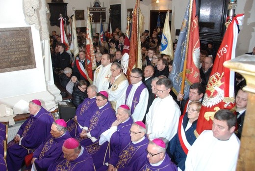 Uroczystości pogrzebowe śp. bp. A. Orszulika - cz.1