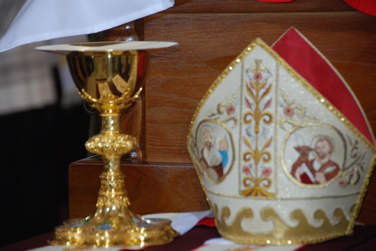 Uroczystości pogrzebowe śp. bp. A. Orszulika - cz.1