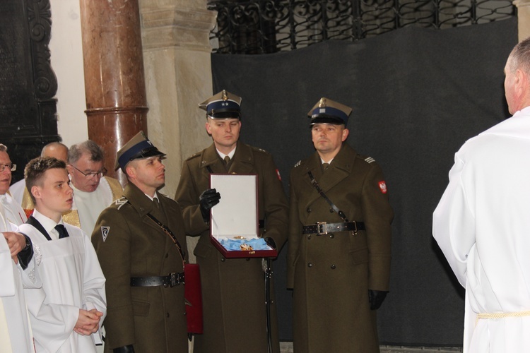 Uroczystości pogrzebowe śp. bp. A. Orszulika - cz.1