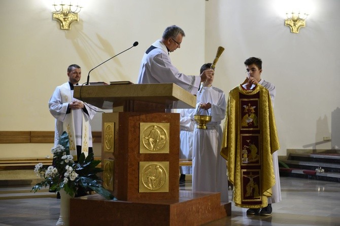 U Matki Bożej Anielskiej w Dębicy