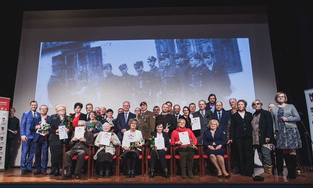 Nagrodzeni w czasie gali retrospektywy X Festiwalu Filmowego NNW