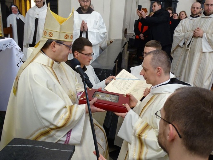 Święcenia diakonatu br. Piotra Zerzuchy, karmelity bosego