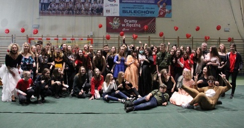 Charytatywny bal Szkolnego Koła Caritas