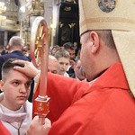 Bierzmowanie w bocheńskiej bazylice - I Msza św.