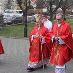 Bierzmowanie w bocheńskiej bazylice - I Msza św.