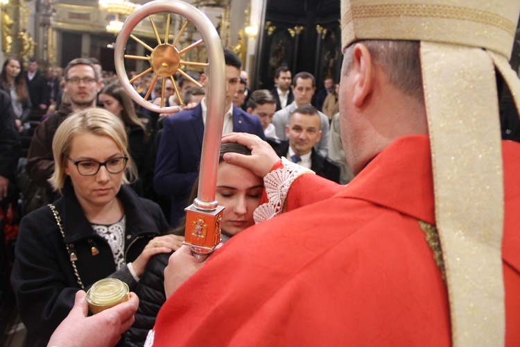 Bierzmowanie w bocheńskiej bazylice - II Msza św. 