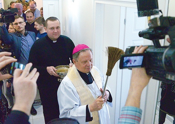 Obiekt poświęcił bp Henryk Tomasik.