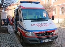 Ambulans uliczny wesprze wrocławską Caritas