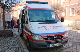 Ambulans uliczny wesprze wrocławską Caritas