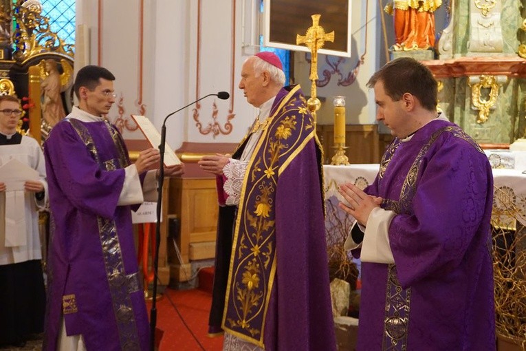 Wielki post rozpoczął się w Świdnicy od procesji pokutnej