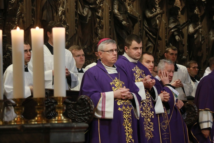 Środa Popielcowa w katedrze wrocławskiej