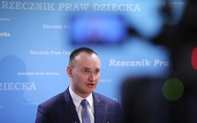 Rzecznik Praw Dziecka: Deklaracja LGBT+ może naruszać konstytucję